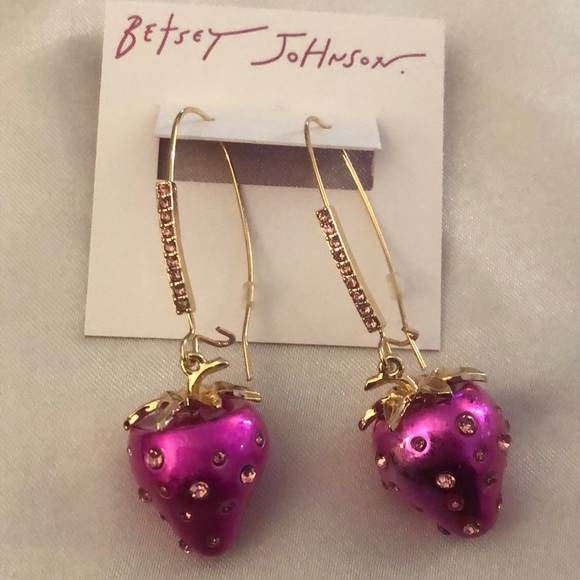 Betsey Johnson Gold Tone Metallic Fuchsia Strawberry Drop Earrings Crystal NWT - Picture 3 of 12